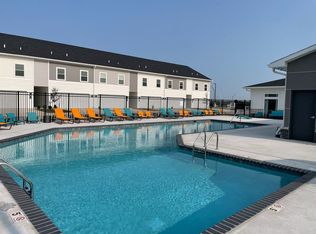 775 NE 60th St #775, Pleasant Hill, IA 50327