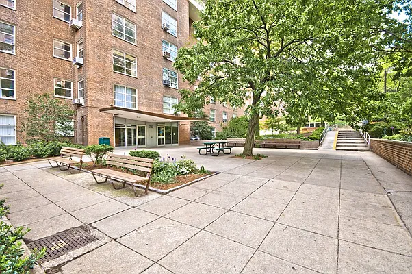 Sold by James Roger Rice, LREB  | media 8