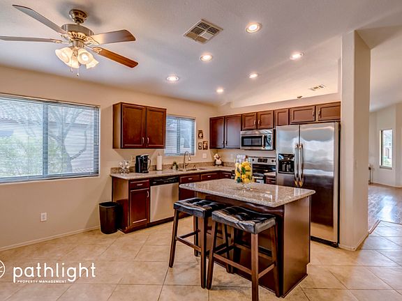 3rd image of 8370 N Sayante Way