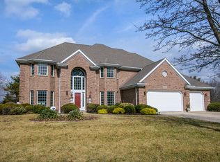 10521 S Royal Porthcawl Dr, Naperville, IL 60564