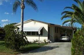 2nd image of 1072 Manila Dr