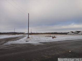 2103 Primrose Ln, Faribault, MN 55021