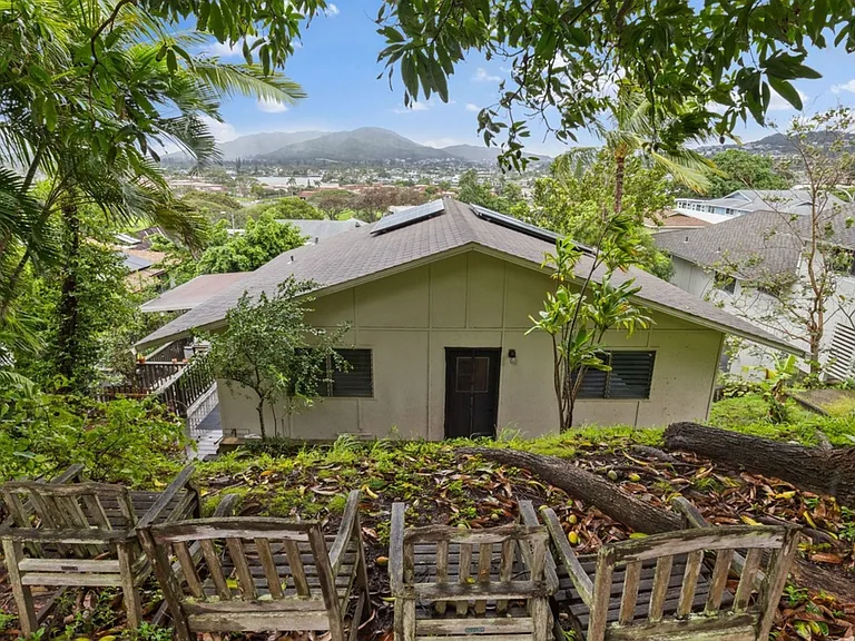 1163 Akipola St — Photo 12