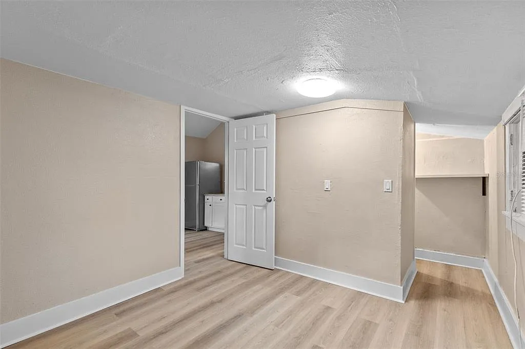 1 bed, 1.0 bath, 450 sqft, $1,199 — Photo 4
