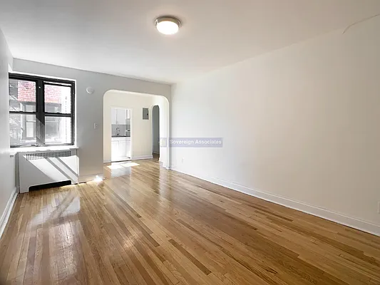 Rented by Sovereign Associates | media 2