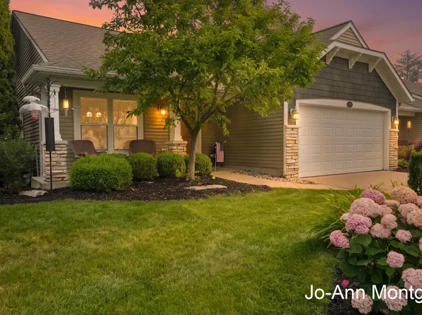 13473 Carpenter Way, Nunica, MI 49448