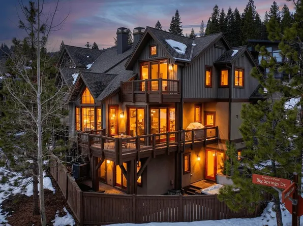 7401 Larkspur Ln, Truckee, CA 96161