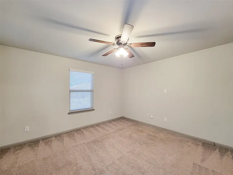 15611 Jackie Robinson Rd — Photo 35