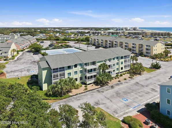 9201 Coast Guard Road #E103, Emerald Isle, NC 28594