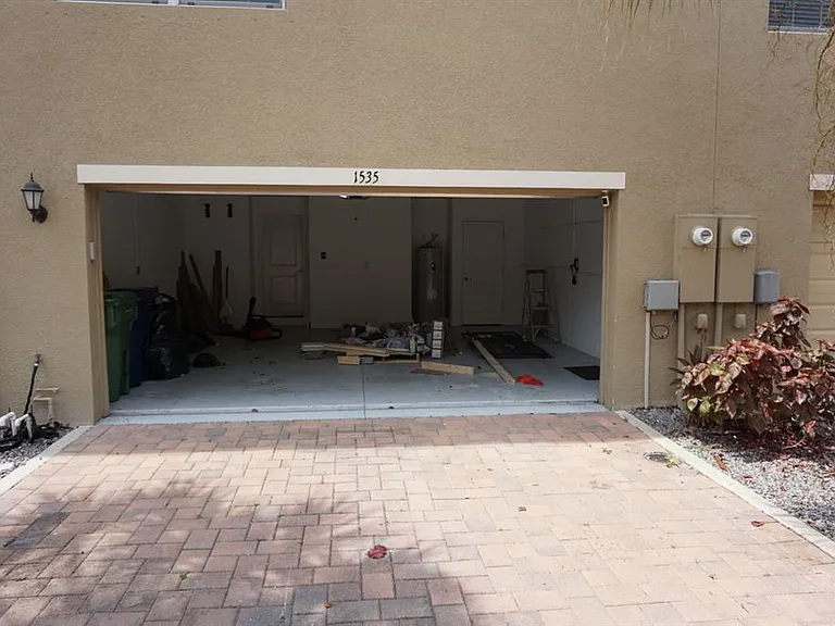 1535 W Cass St — Photo 21
