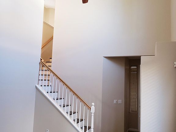 4th image of 3177 English Oak Cir