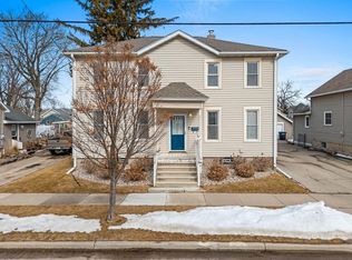 342 W 12th Ave, Oshkosh, WI 54902