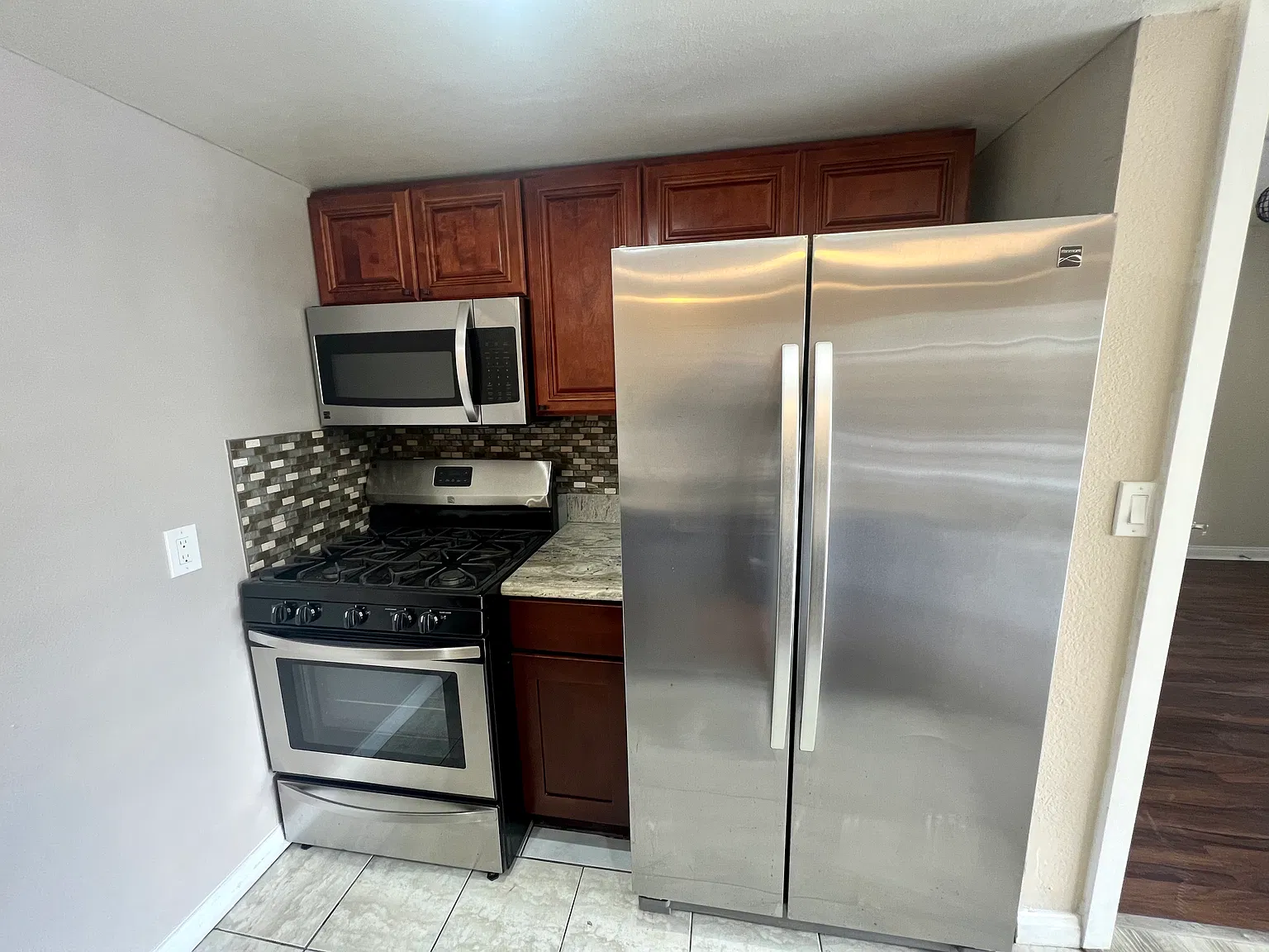 327 Chestnut Ave — Photo 4