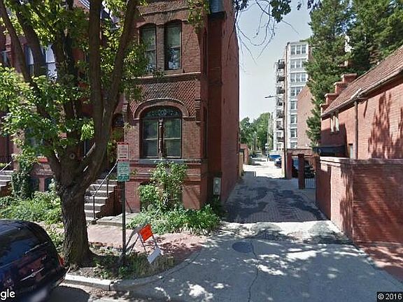 Street View front