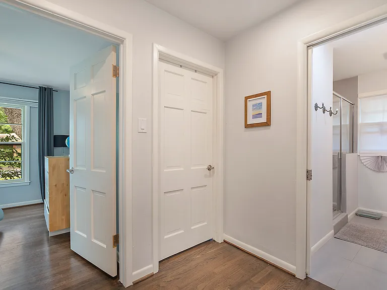 1200 Barker St — Photo 18
