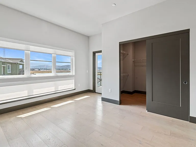 Luxurious penthouses bedrooms