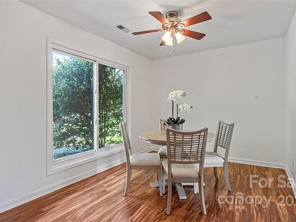 5th image of 133 Vista Grande Cir