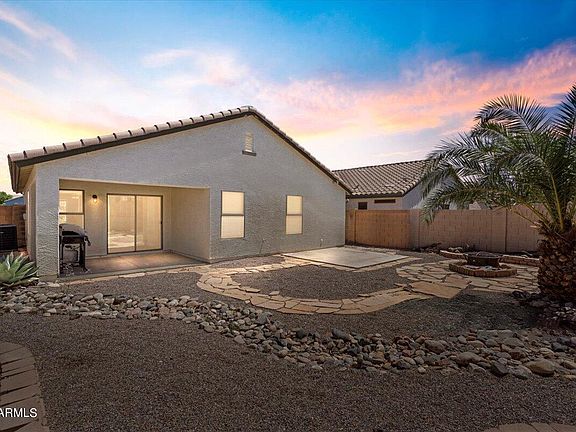 2nd image of 943 W DESERT SKY Drive