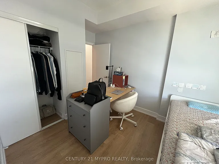 150 Fairview Mall Dr #802 — Photo 14
