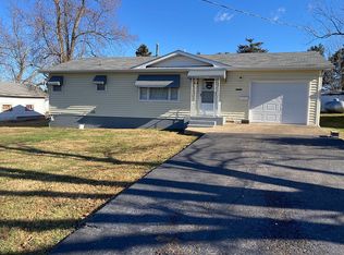 1302 S Hickory St, Salem, MO 65560