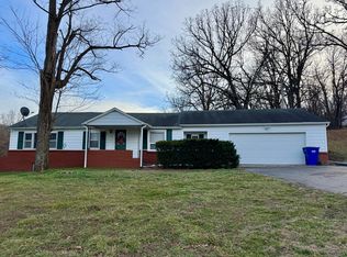 4174 E State Highway Cc, Fair Grove, MO 65648