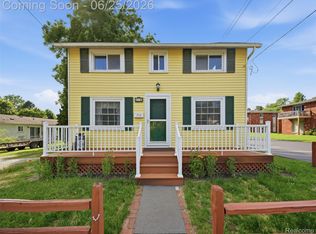 216 Bush St, Howell, MI 48843