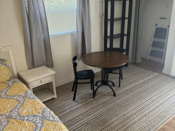 2170 Oakes Blvd #2C, Naples, FL 34119