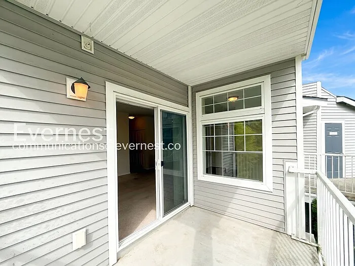 4001 S 211th Pl #C2 — Photo 37