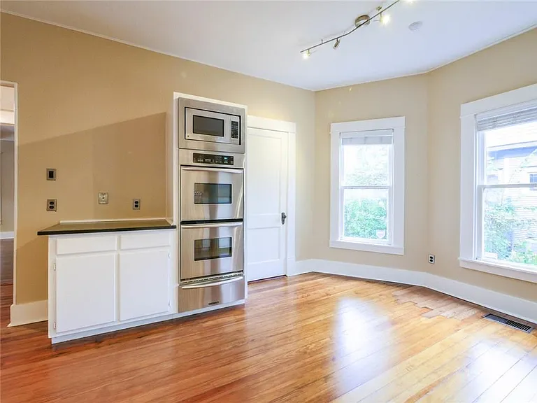 4616 Swiss Ave #B — Photo 3