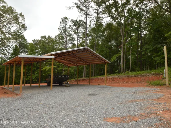 227 Santa Barbara Dr, Dadeville, AL 36853