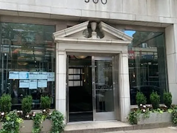 300 W 53rd St APT 4J, New York, NY 10019