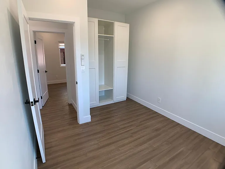 2127 Park Blvd #2 — Photo 7