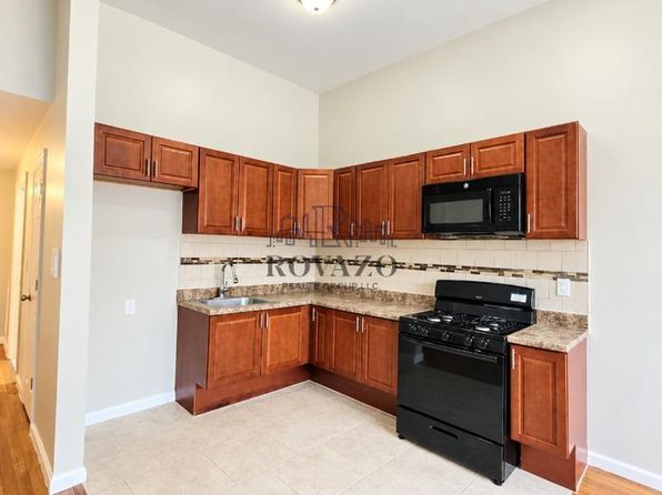 5 Hayward St #2R