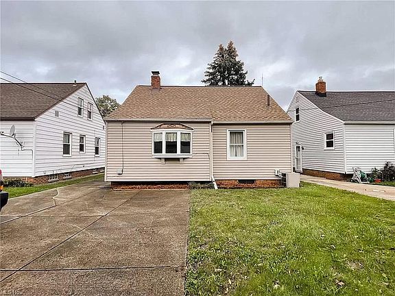 4th image of 3007 Klusner Ave