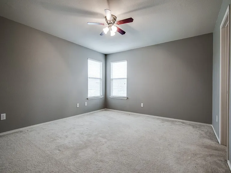 10120 Cherry Hill Ln — Photo 13
