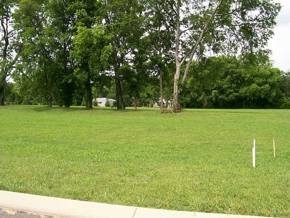 2nd image of 621 Concord Dr Lot 11