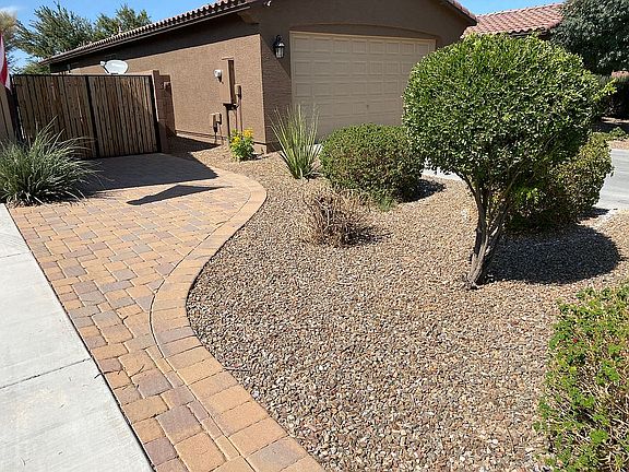 RV side gate