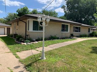 3925 79th St, Urbandale, IA 50322