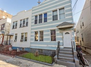 720 26th St, Union City, NJ 07087
