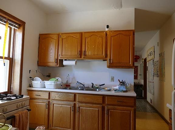 5th image of 1211 N 22nd Ave #1