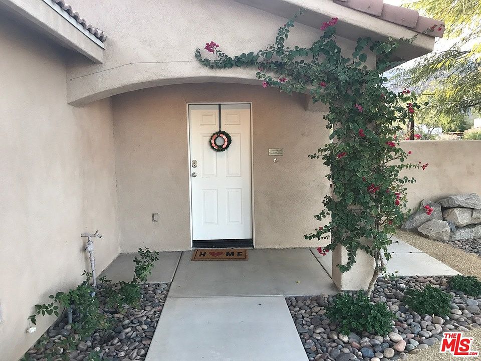1st image of 53035 Avenida Herrera