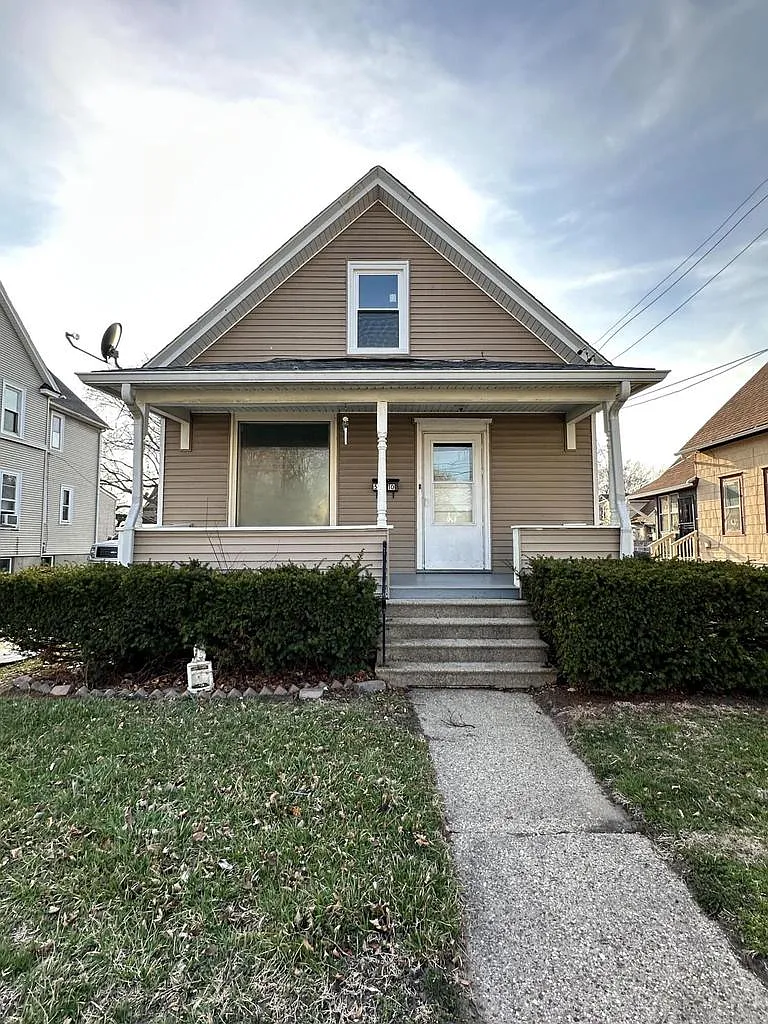 5810 20th AVENUE photo 1