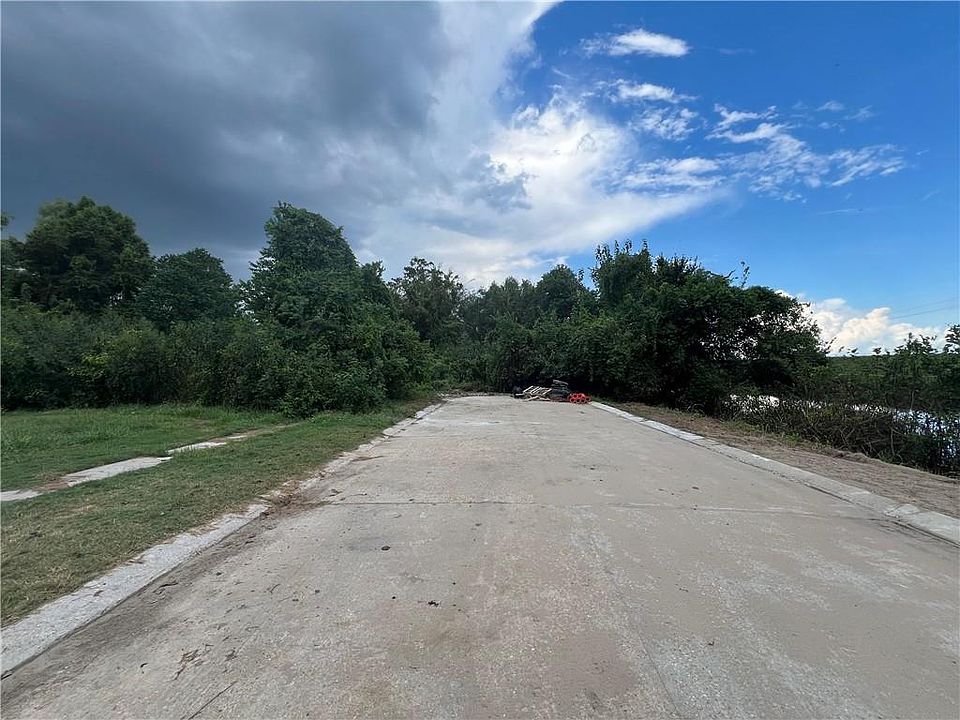 1st image of 4450 Florida Ave