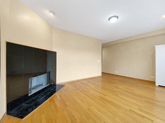 5th image of 1934 N Orchard St Unit 2