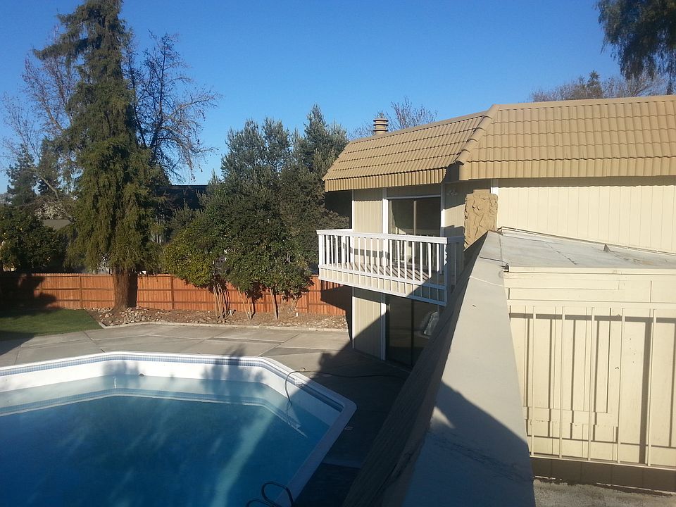 1st image of 6848 Plymouth Rd