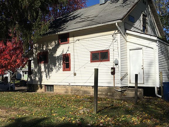 2nd image of 217 NW 4th St