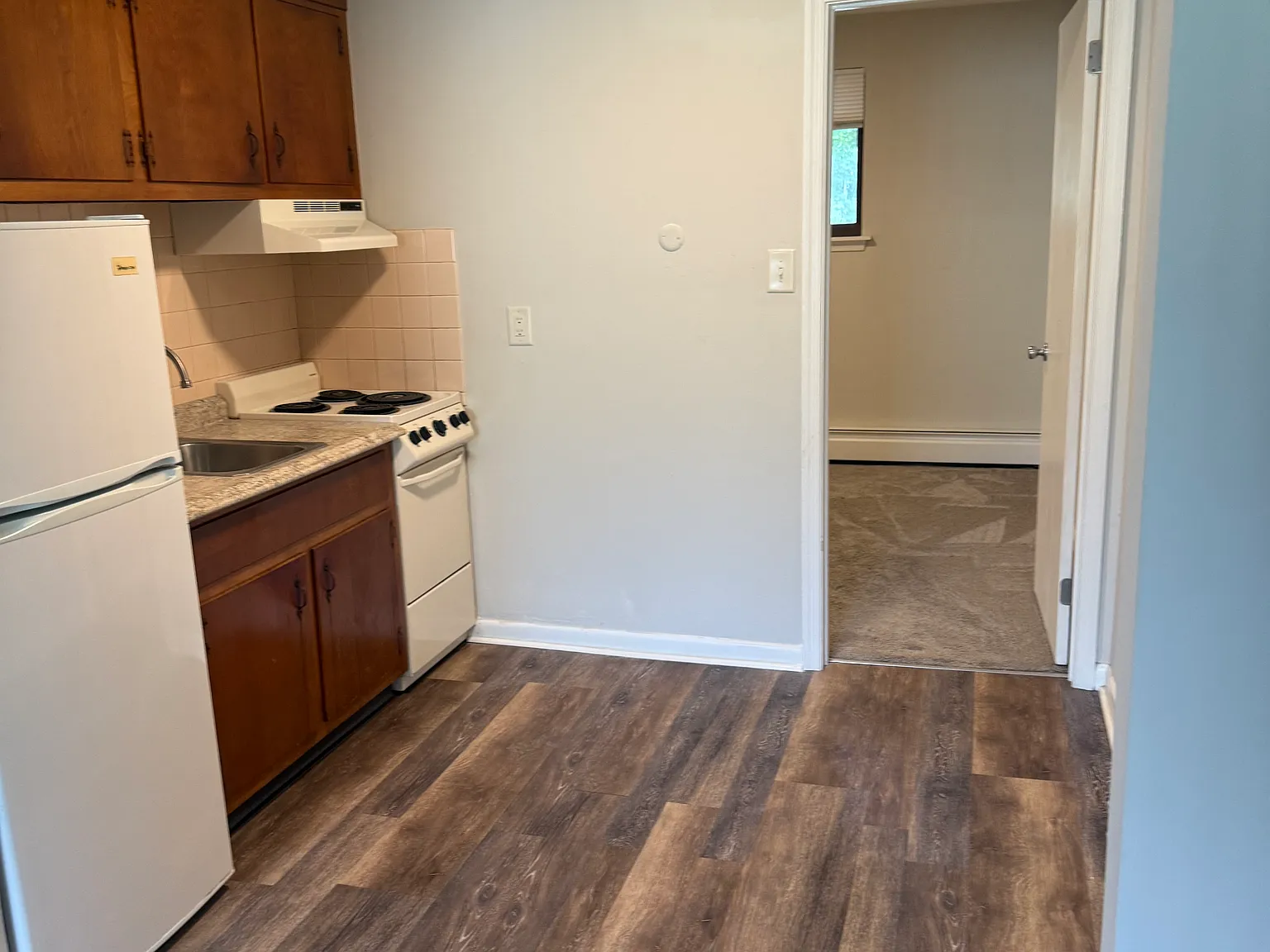 1 bed, $1,300 — Photo 2