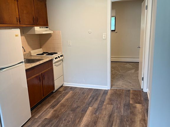 2nd image of 46 S 14th St APT 9