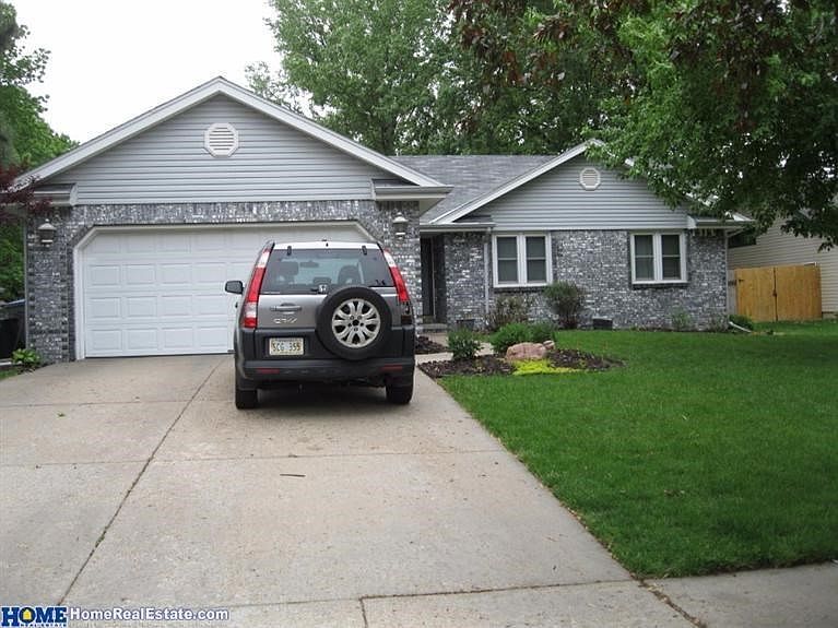 1st image of 3001 Shelley St