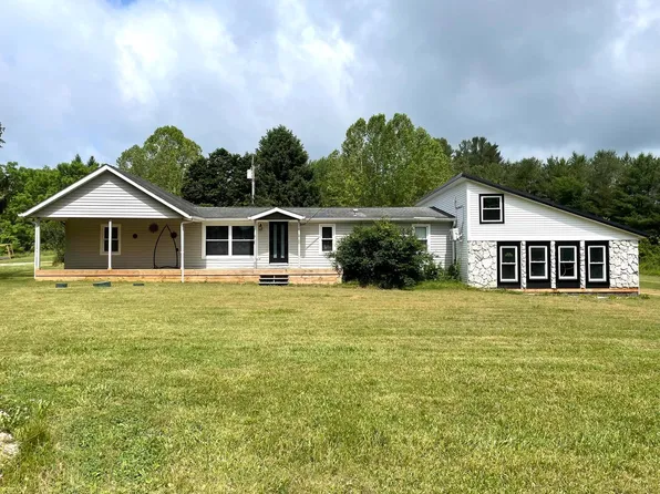 15351 Berry Rd, Logan, OH 43138